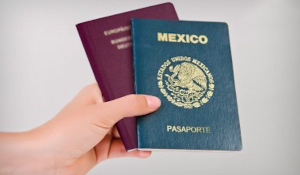 Doble nacionalidad y naturalización mexicana